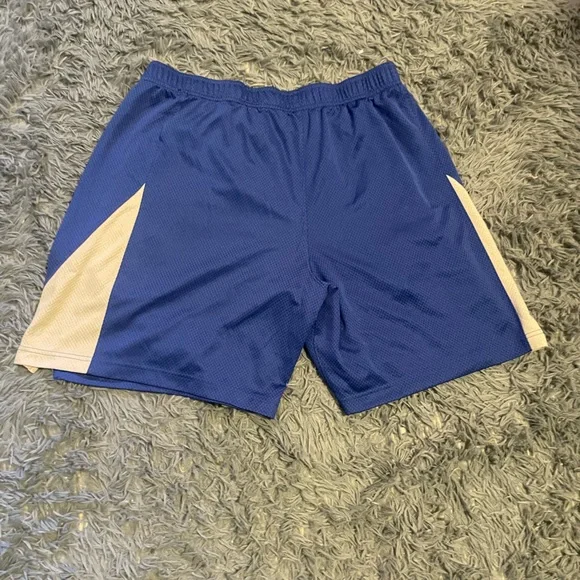 Men’s Nike Chicago cubs shorts - Picture 2 of 3